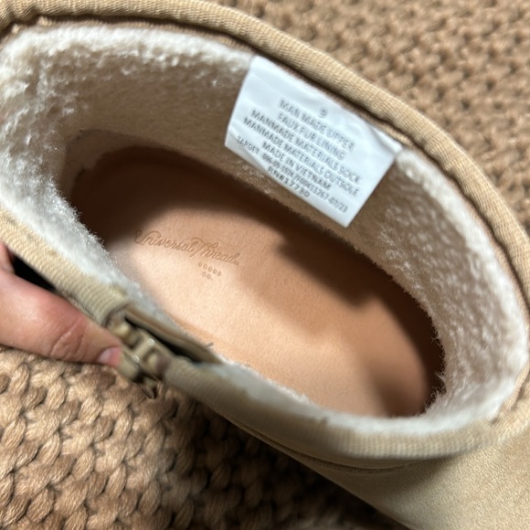 Nice boots, gentle use 2 times - Picture 4 of 6